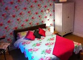 The Farmers Arms 3*